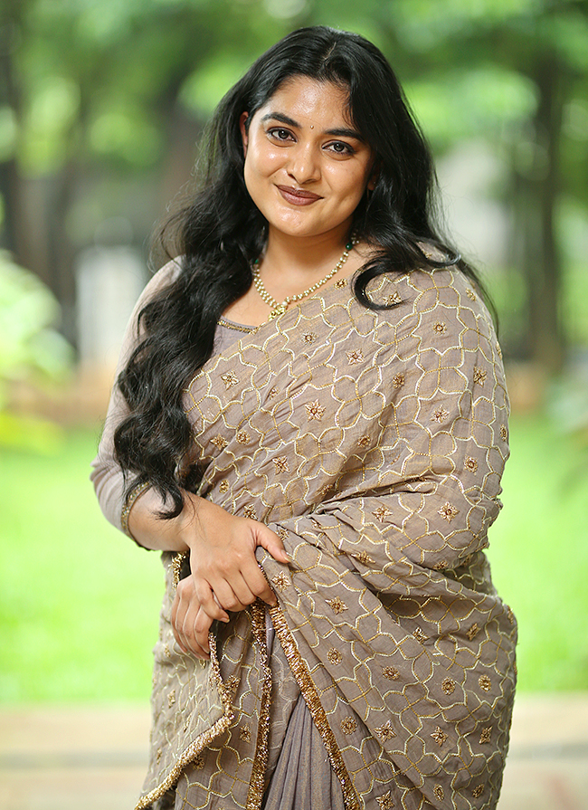 actress_20nivetha_20thomas_20photos_11.jpg 11