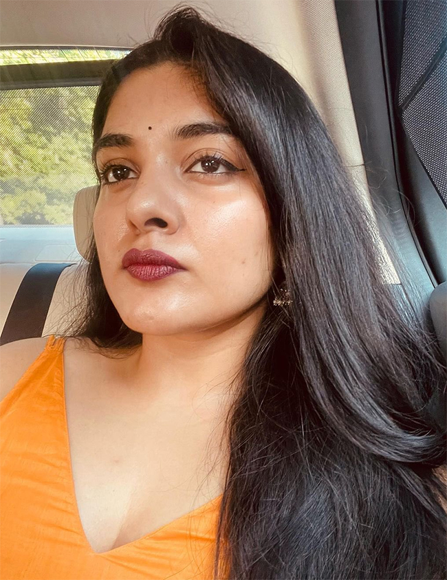 actress_20nivetha_20thomas_20photos_16.jpg 14