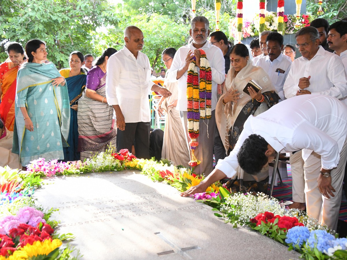 YSR-10.jpg 11