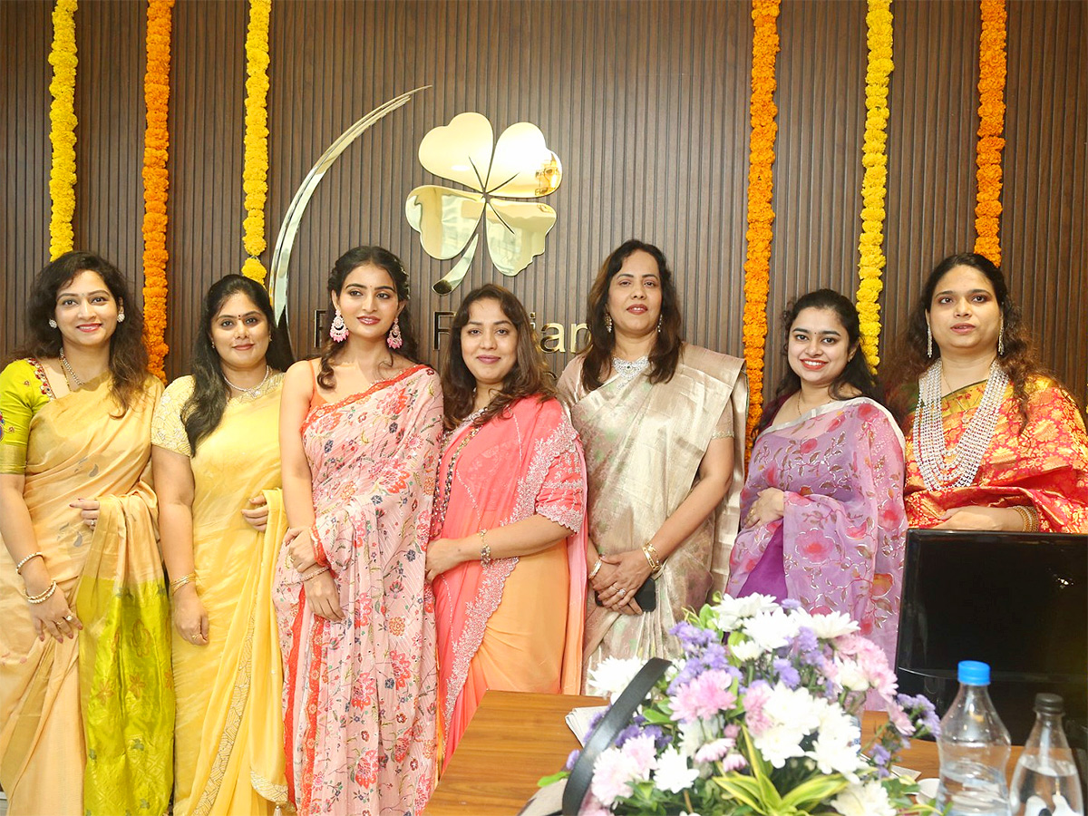 Ananya_20Nagalla_20Launched_20Rida_20Radiance_20Skin_20and_20Hair_20Clinic_20at_20Gachibowli_5.jpg 5