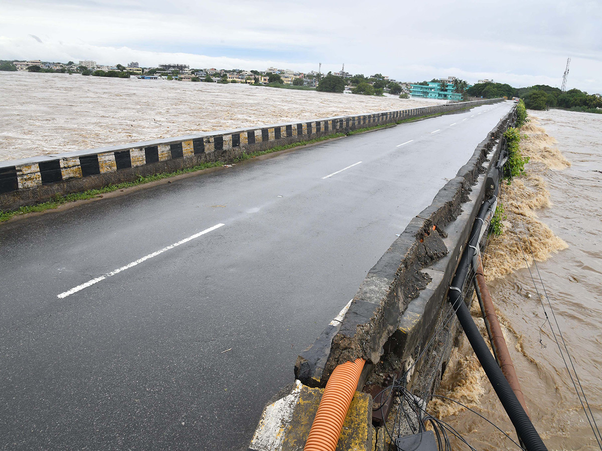Khammam_20Floods_202024_20Photos__20_282_29.jpg 2