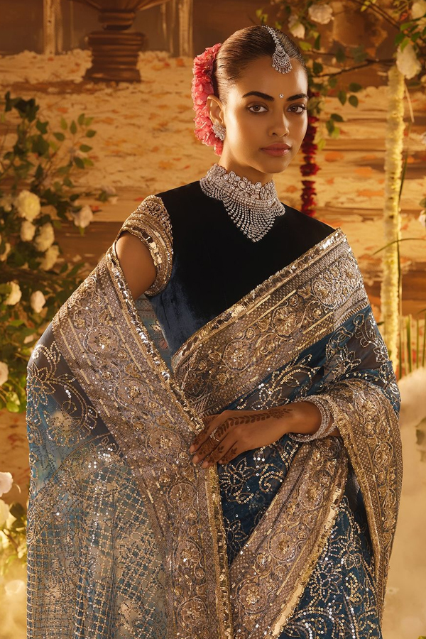 Manish-Malhotra-19.jpg 20
