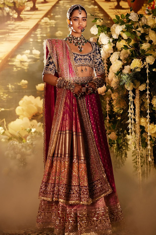 Manish-Malhotra-25.jpg 26