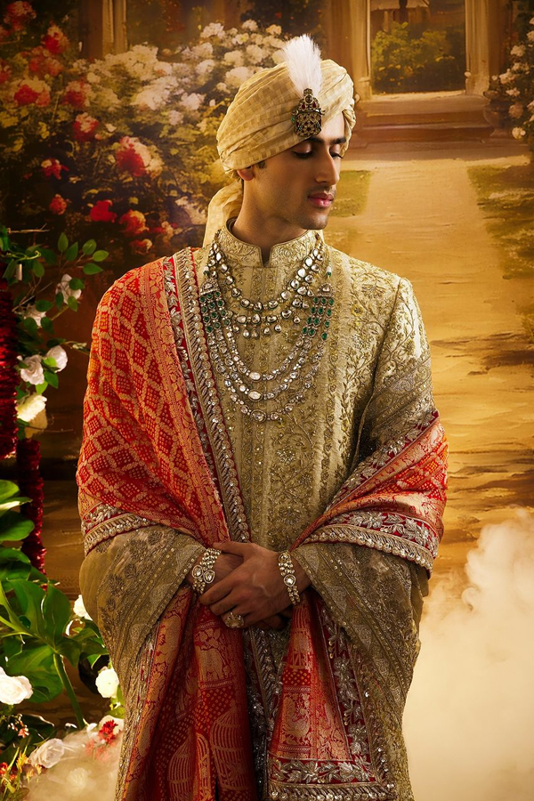 Manish-Malhotra-3.jpg 4