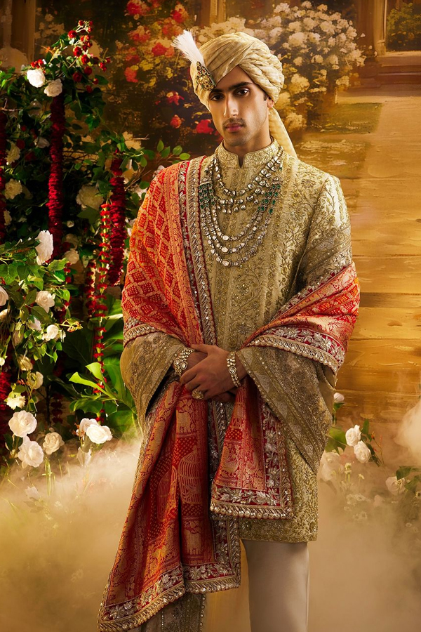 Manish-Malhotra-4.jpg 5