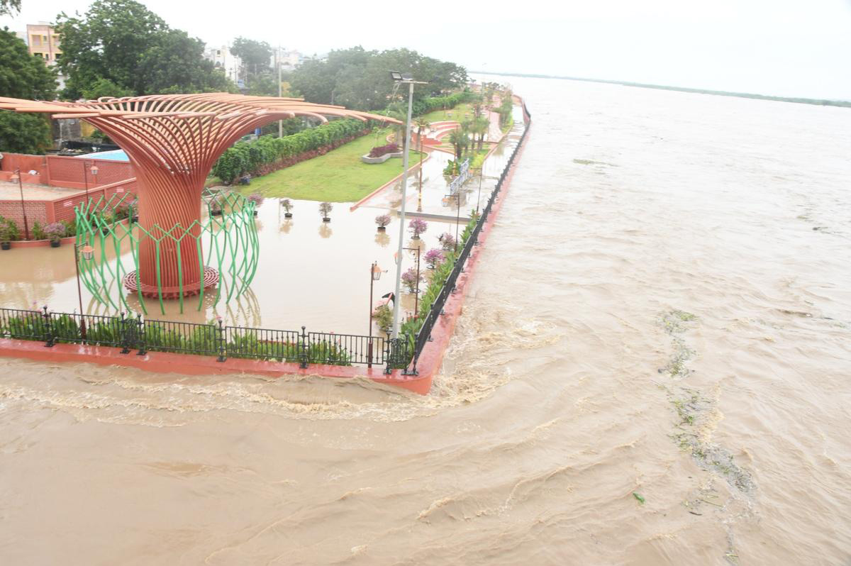 Riverfront_20park_20new_20landmark_20vijayawada_20photos_7.jpg 7