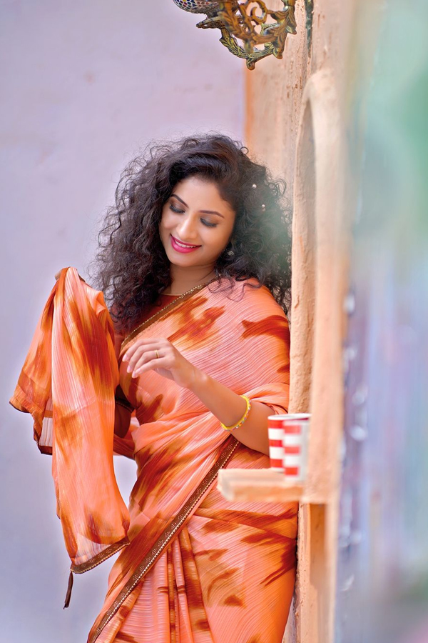Vishnu-Priya-8.jpg 9