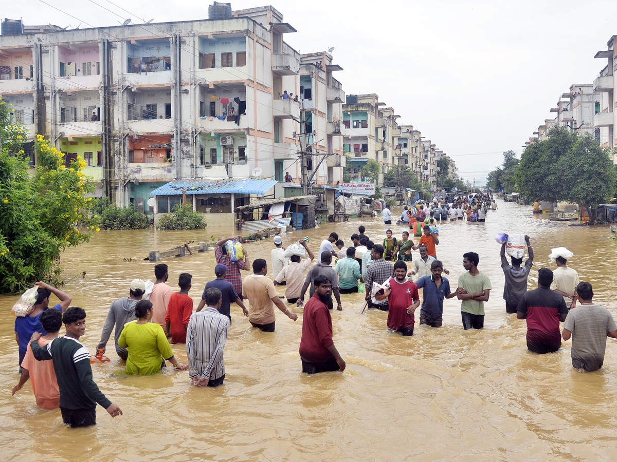 Ap-Floods-14.jpg 17