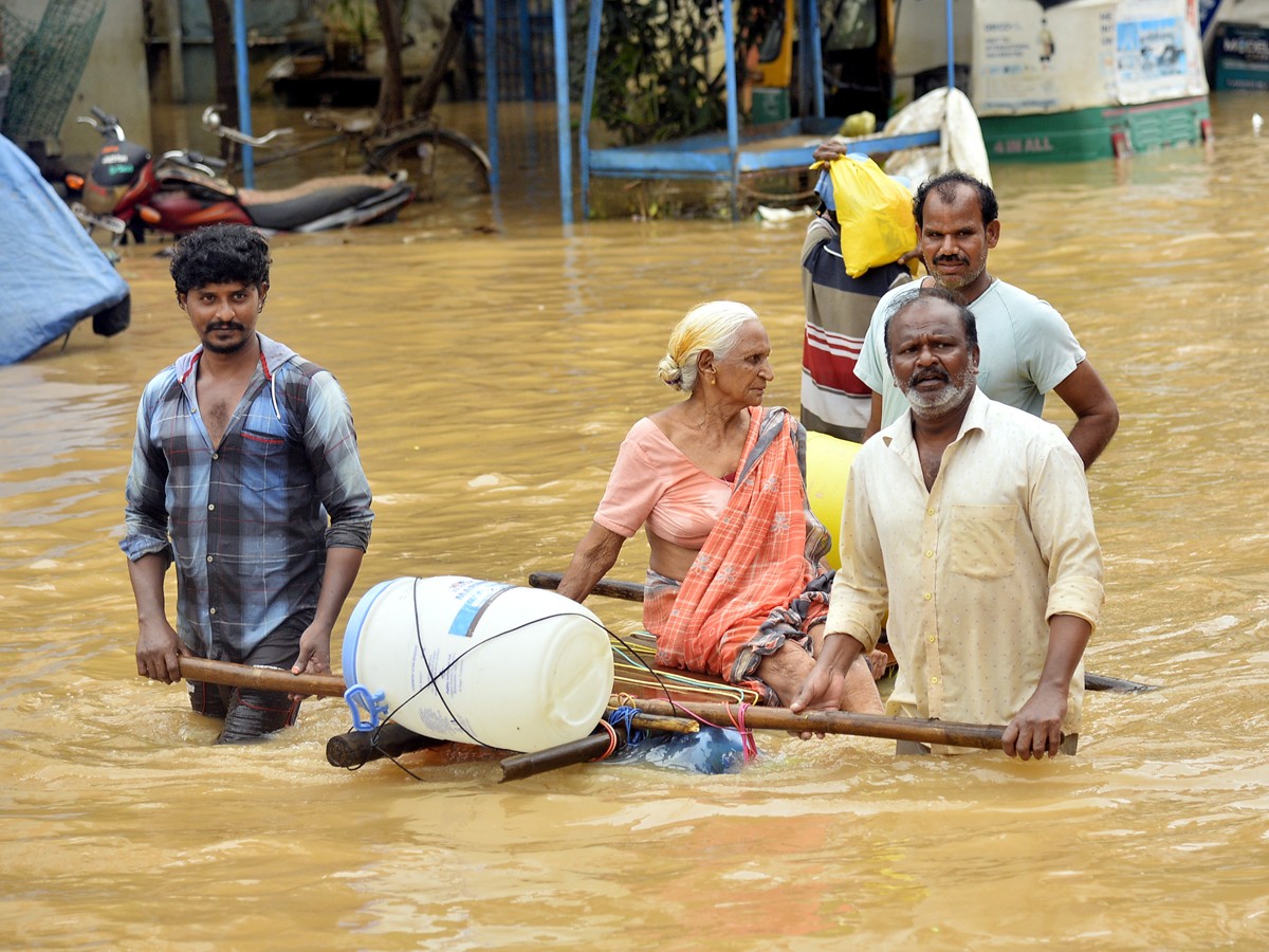 Ap-Floods-18.jpg 21