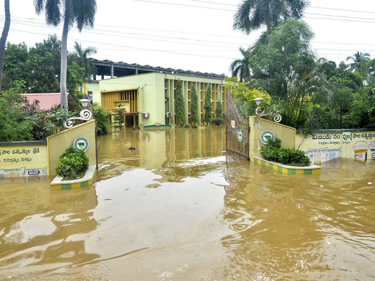 Ap-Floods-20.jpg 23