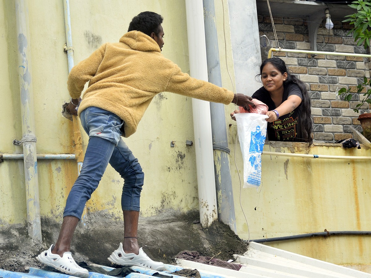 Ap-Floods-4.jpg 5