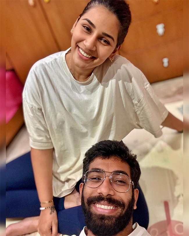 Jasprit_20Bumrah_20And_20Sanjana_20Celebrate_20Son_20Angads__20_285_29.jpg 5