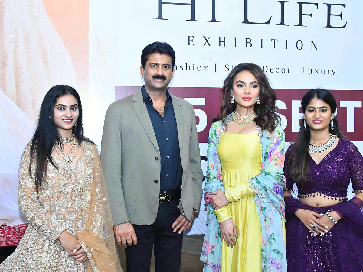 Actress_20Seerat_20Kapoor_20at_20hilife_20exhibition__20_2810_29.jpg 10
