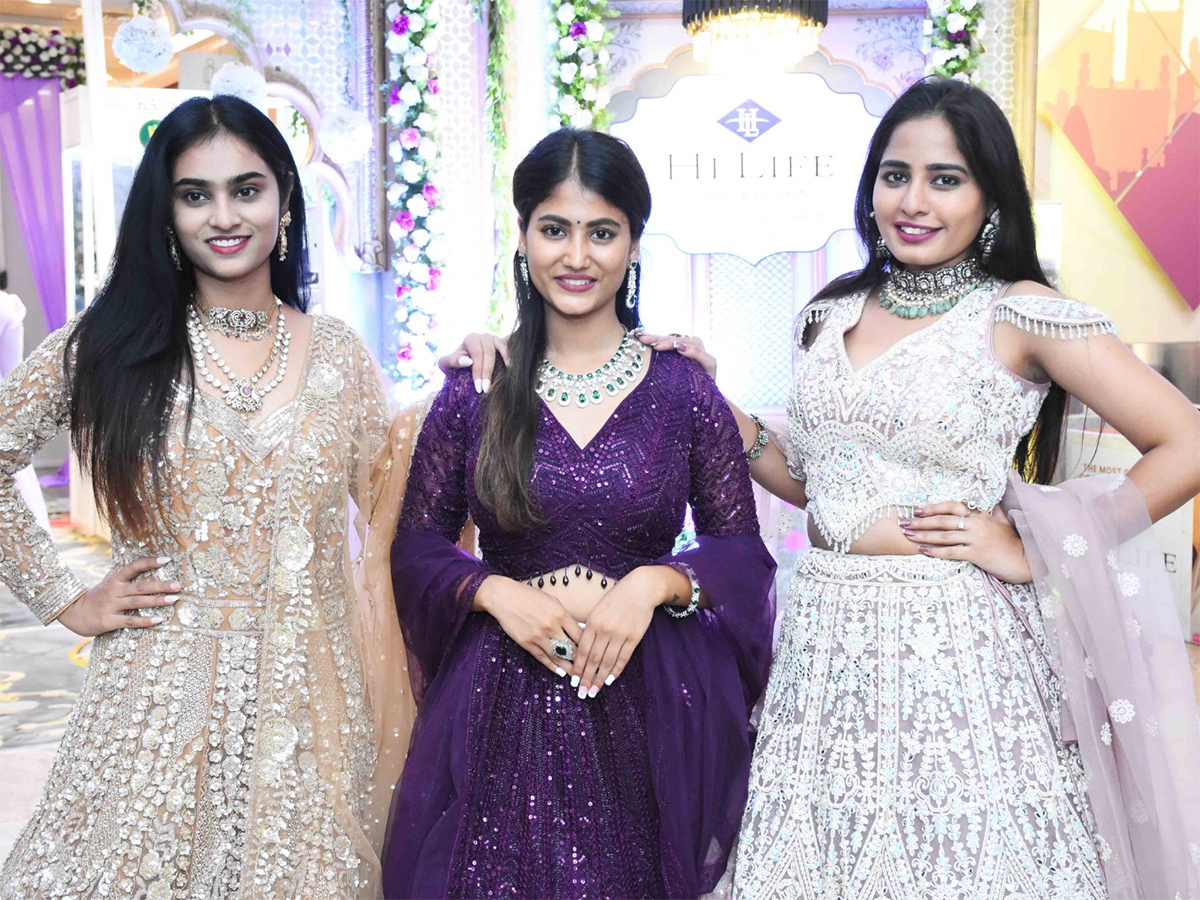 Actress_20Seerat_20Kapoor_20at_20hilife_20exhibition__20_285_29.jpg 5