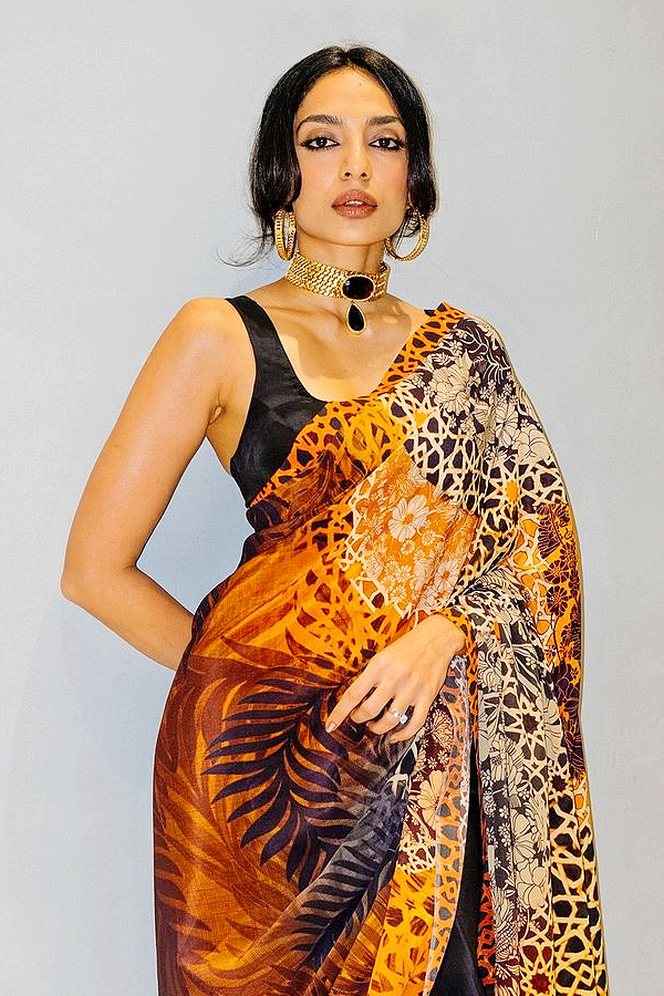 Sobhita_20Dhulipala_20flaunts_20engagement_20ring_20in_20New_20Photos_20_281_29.jpg 2