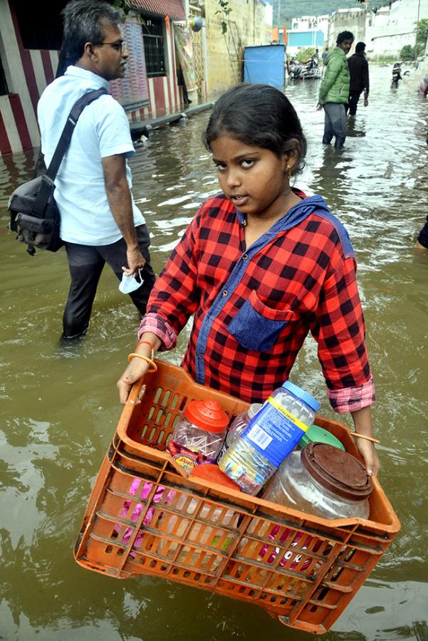 Vijayawada_20Flood_202024_20Photos__20_2861_29.jpg 61