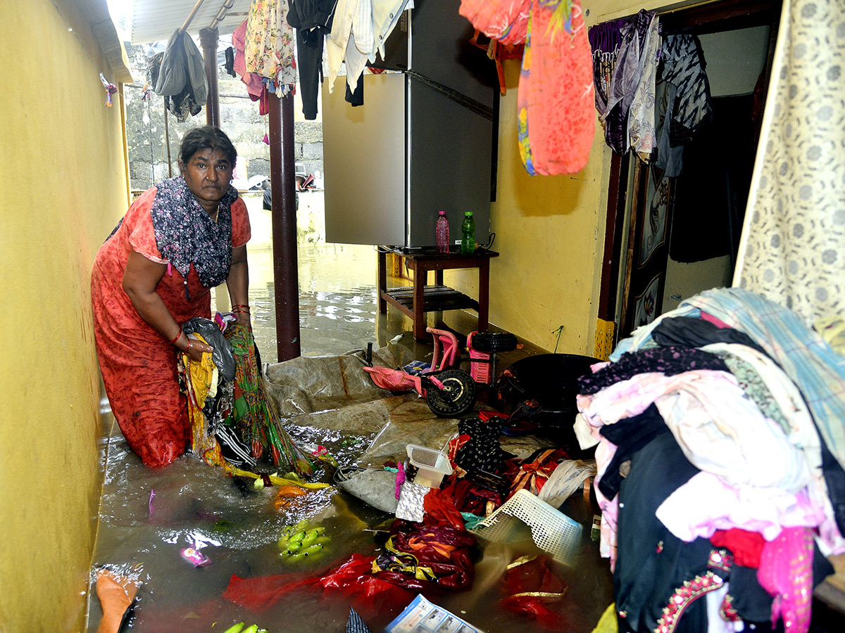 Vijayawada_20Flood_202024_20Photos__20_2871_29.jpg 71