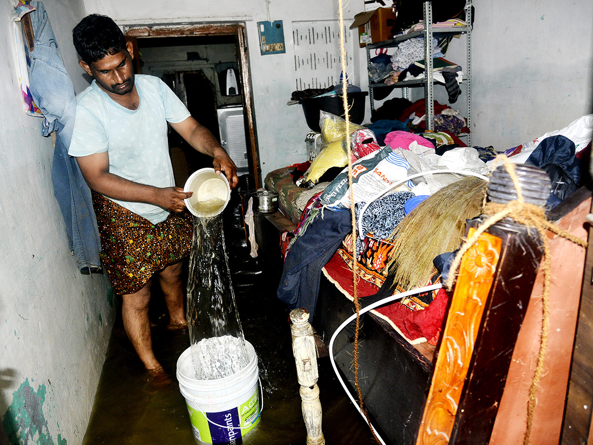 Vijayawada_20Flood_202024_20Photos__20_2872_29.jpg 72
