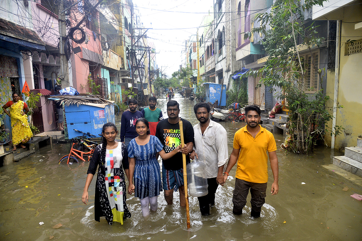 Vijayawada_20Flood_202024_20Photos__20_288_29.jpg 8