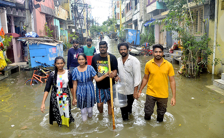 floodsinAp_2.jpg