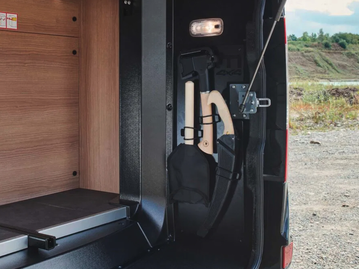Mercedes-Sprinter-25.jpg 26