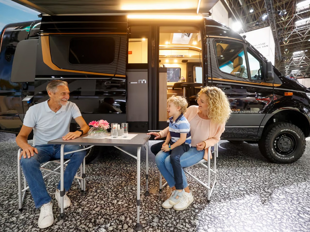 Mercedes-Sprinter-5.jpg 6