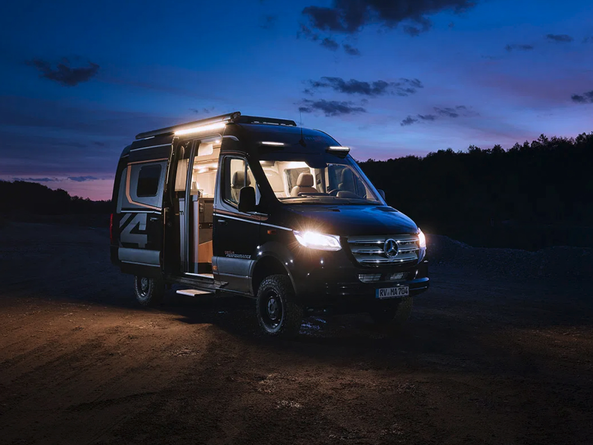 Mercedes-Sprinter-9.jpg 10