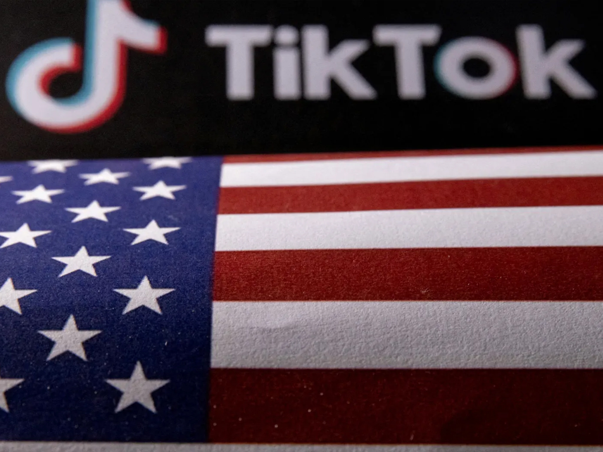 Tiktok_America_Love.jpg 8