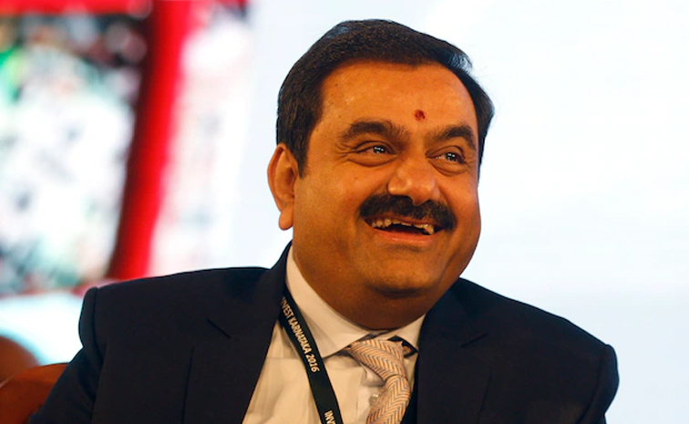 adani01.jpg