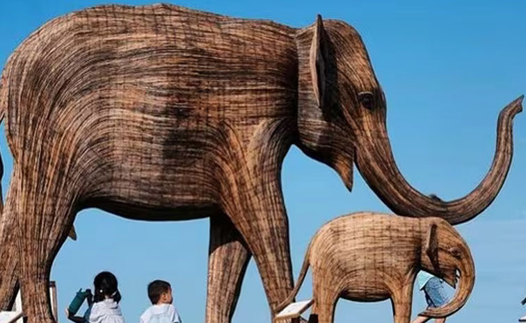Great_20Elephant_20Migration.jpg