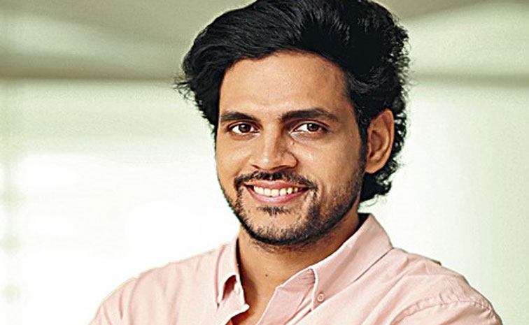 vishwade-hero.jpg