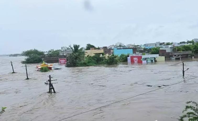flood-damage-in-Khammam.jpg