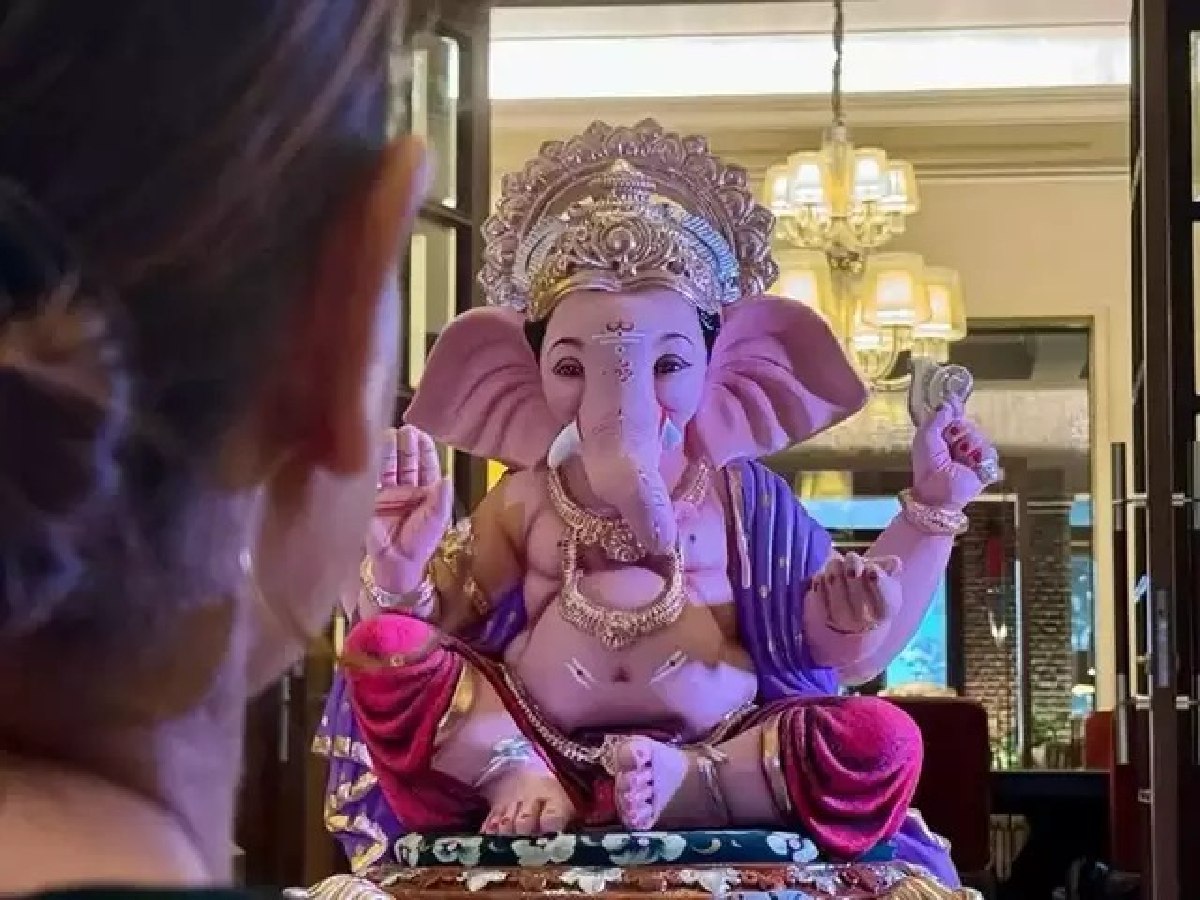 Celebs-Ganesh-6.jpg 7