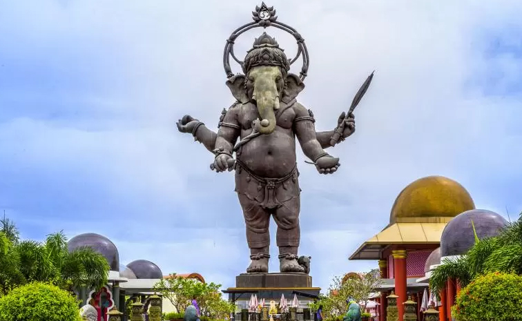 Ganesh_20statue.jpg