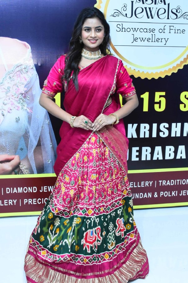 fashion-2.jpg 3