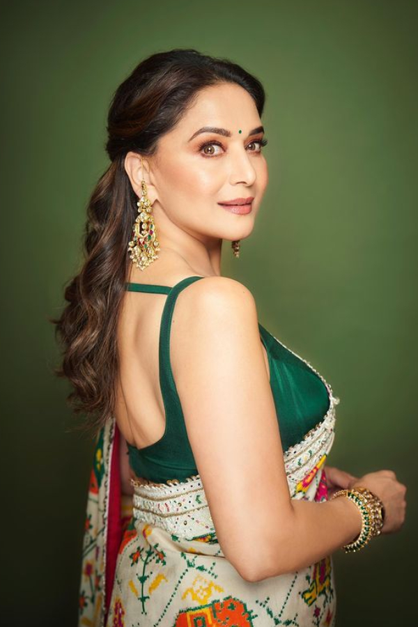 Madhuri-Dixit-2.jpg 3