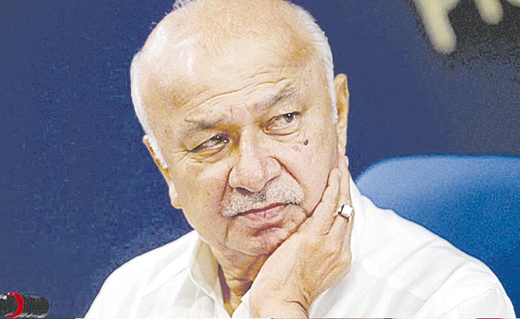SUSHILKUMARSHINDE.jpg