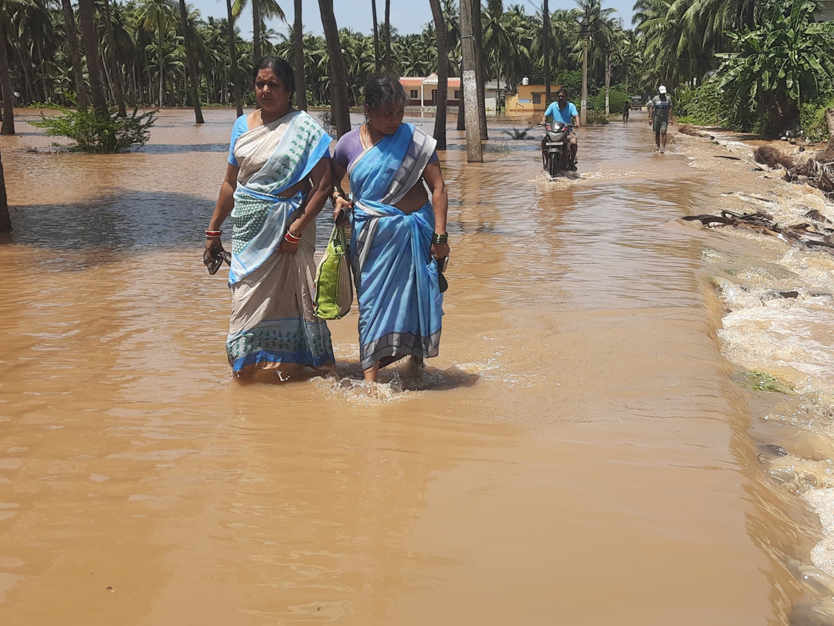 Heavy_20Flood_20Water_20To_20rajahmundry_20godavari_7.jpg 6