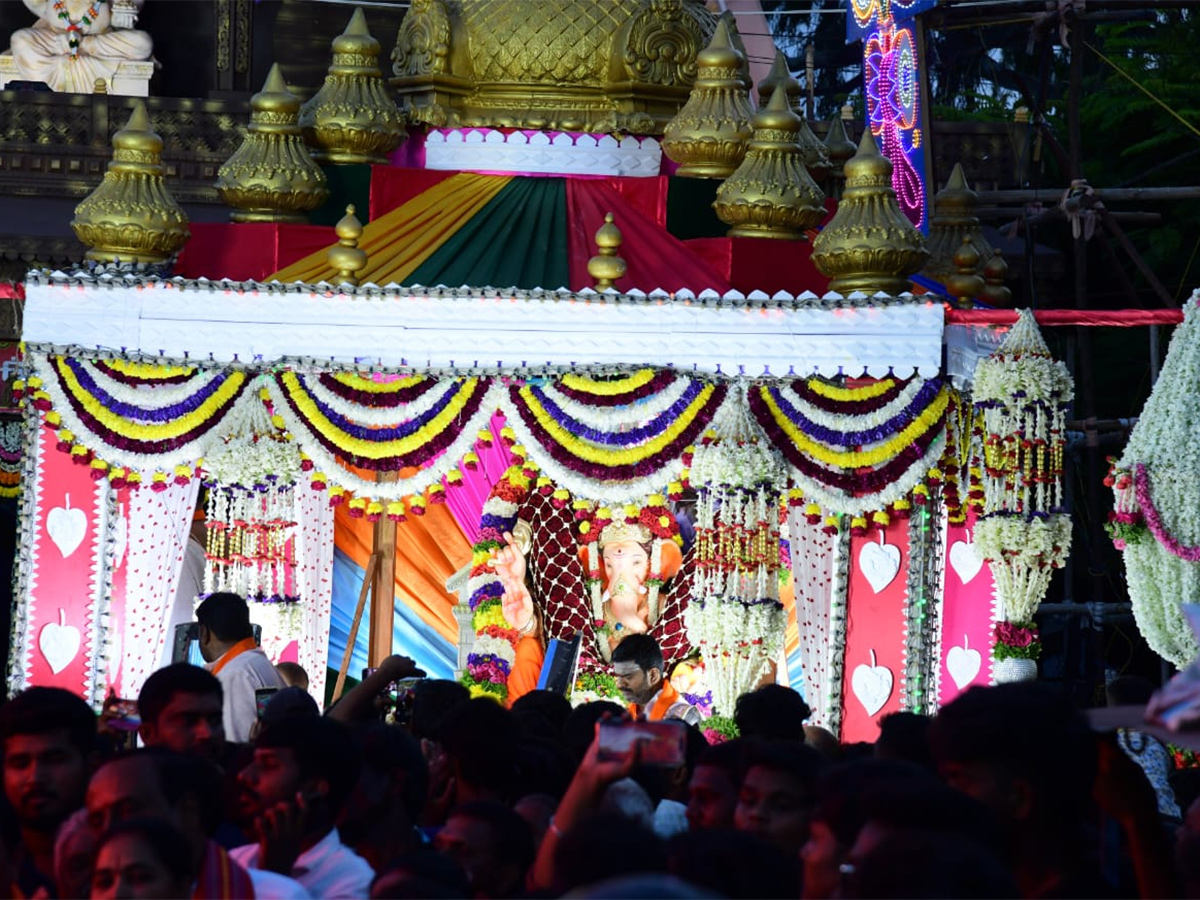 Vinayaka_20Nimajjanam_202024_20at_20Anantapur_10.jpg 10