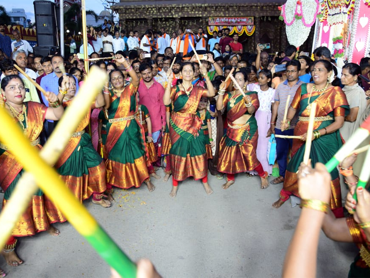 Vinayaka_20Nimajjanam_202024_20at_20Anantapur_4.jpg 4