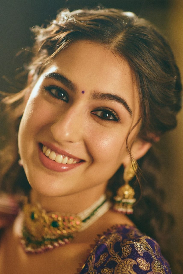 Sara-Ali-Khan-10.jpg 11