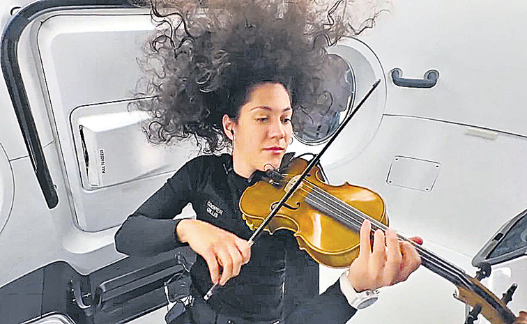 SARAH-GILLIS-MUSIV-VEDIO-FR.jpg