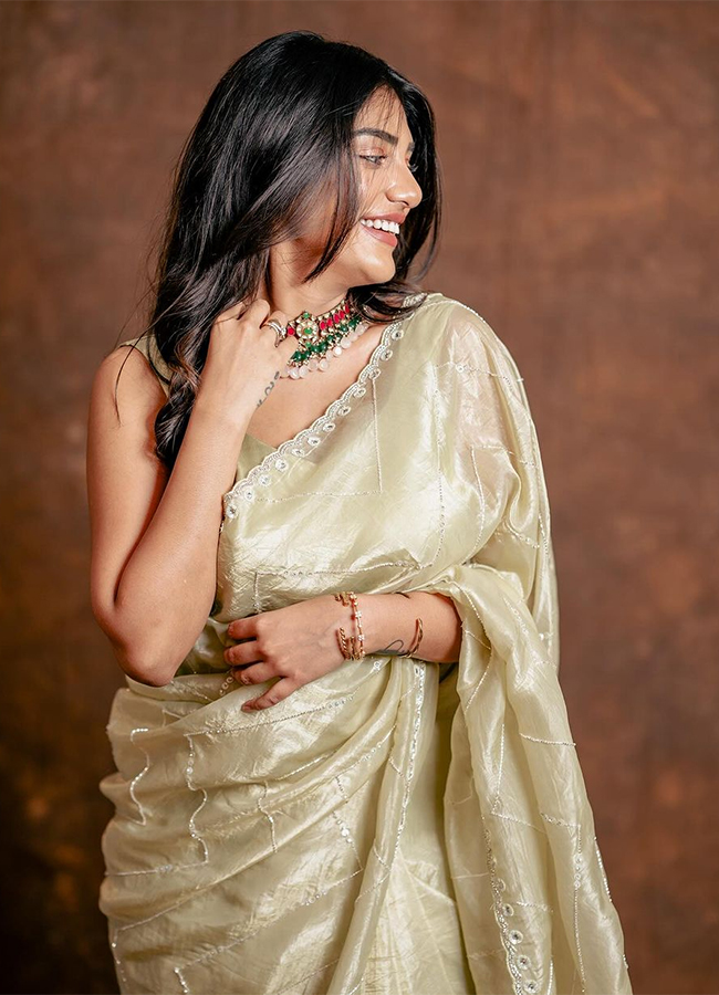 Surekha_20Vani_20Daughter_20Supritha_20Hot_20Photo_20Shoot__20_2811_29.jpg 11