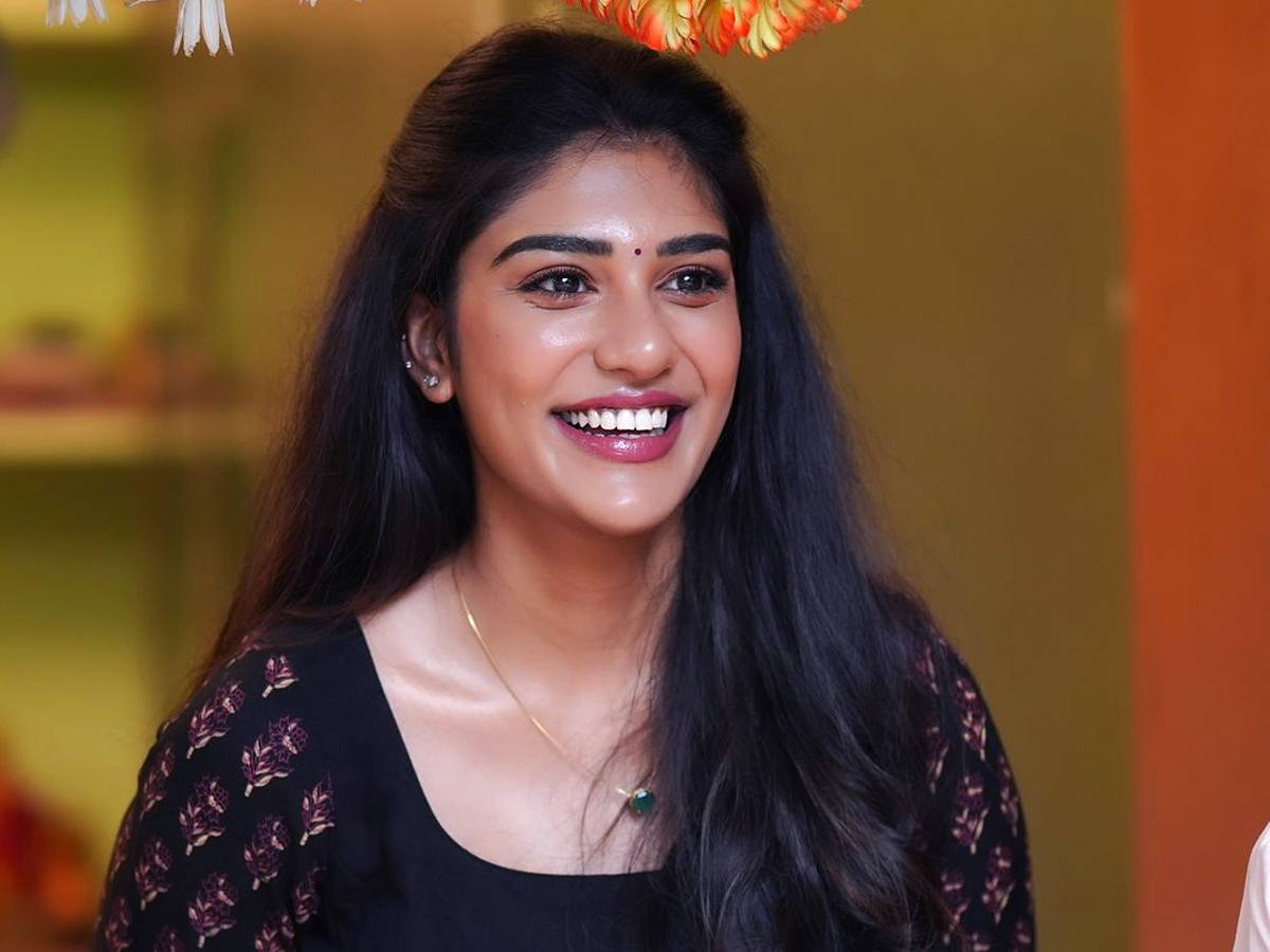 Surekha_20Vani_20Daughter_20Supritha_20Hot_20Photo_20Shoot__20_281_29.jpg 1