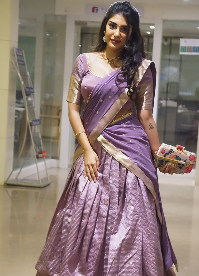 Surekha_20Vani_20Daughter_20Supritha_20Hot_20Photo_20Shoot__20_285_29.jpg 5