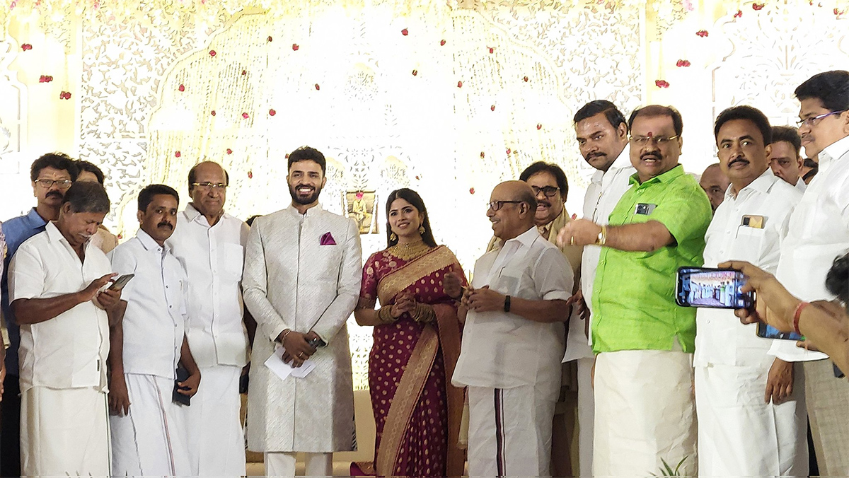 Megha_20Akash_20Saai_20Vishnu_20Wedding_20Reception_3.jpg 3
