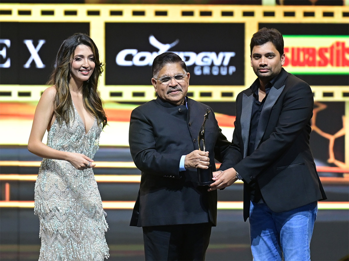 siima_20awards_202024_20Photos__20_2822_29.jpg 22