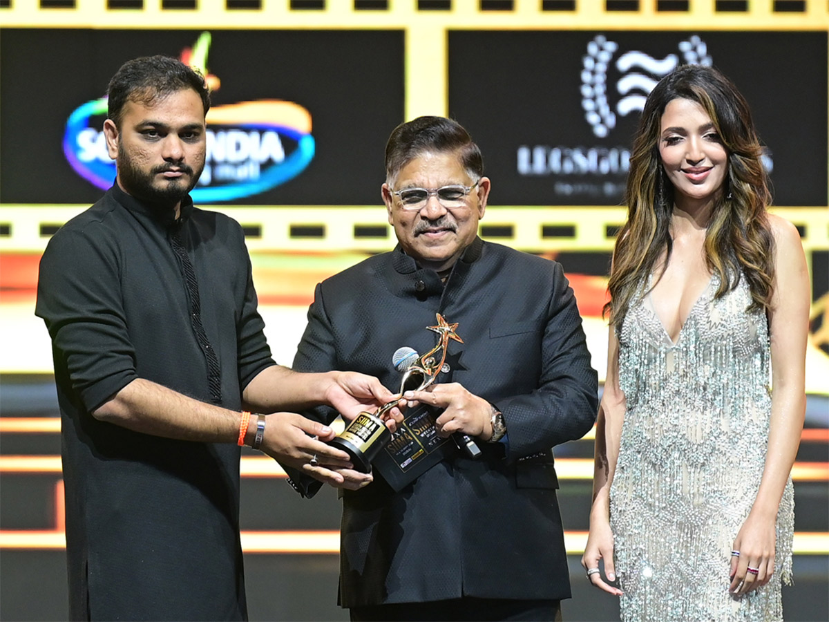 siima_20awards_202024_20Photos__20_2823_29.jpg 23