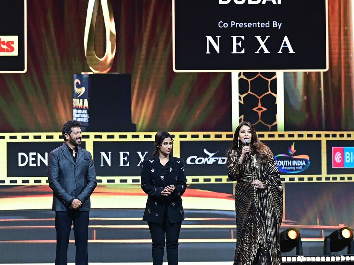 Aishwarya-Rai-Bachchan-6.jpg 7
