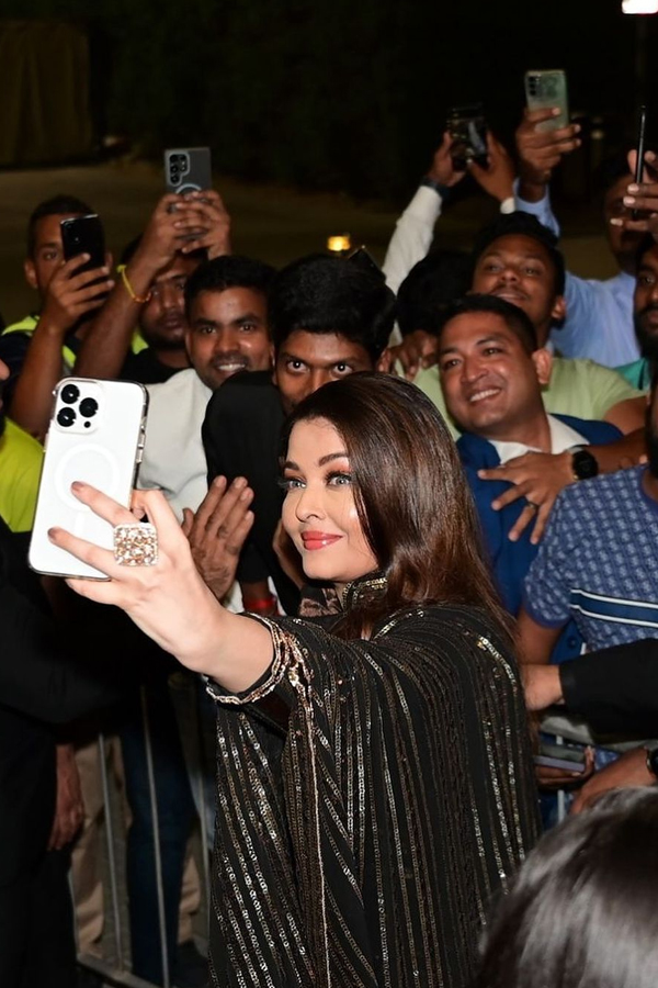 Aishwarya-Rai-Bachchan-7.jpg 8